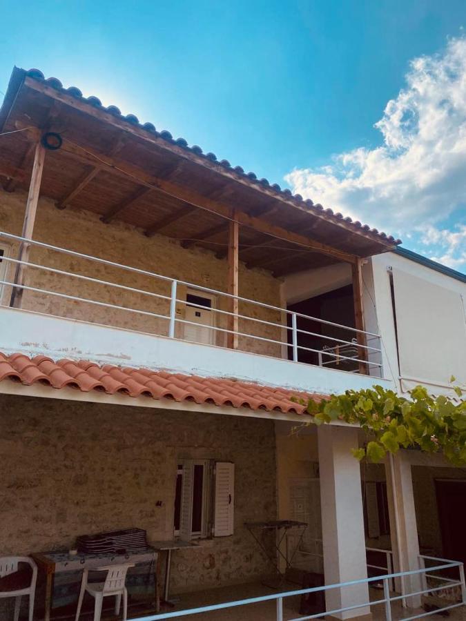 Sofia'S Rooms Himare Ngoại thất bức ảnh